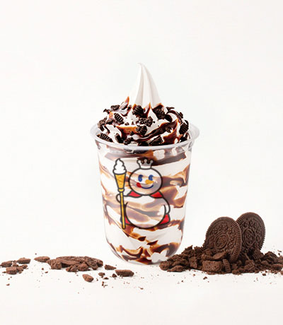 草莓味雪王大圣代